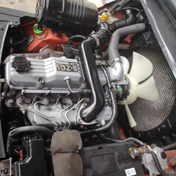 Why does the engine run abnormally or stop halfway?